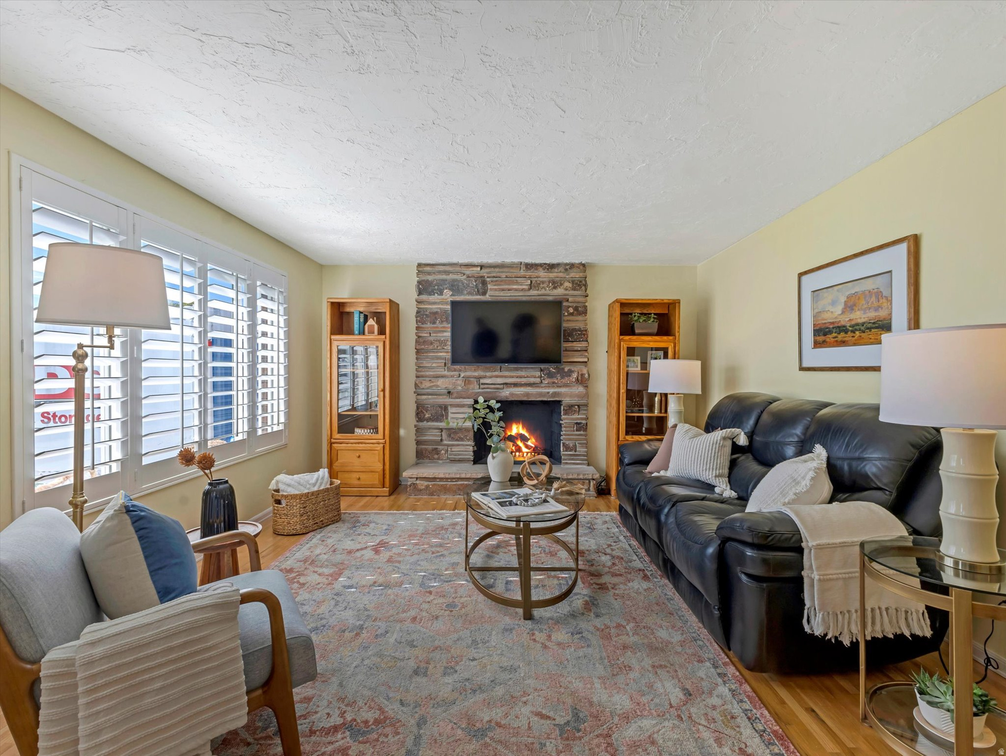 COLONY NORTH - Residential