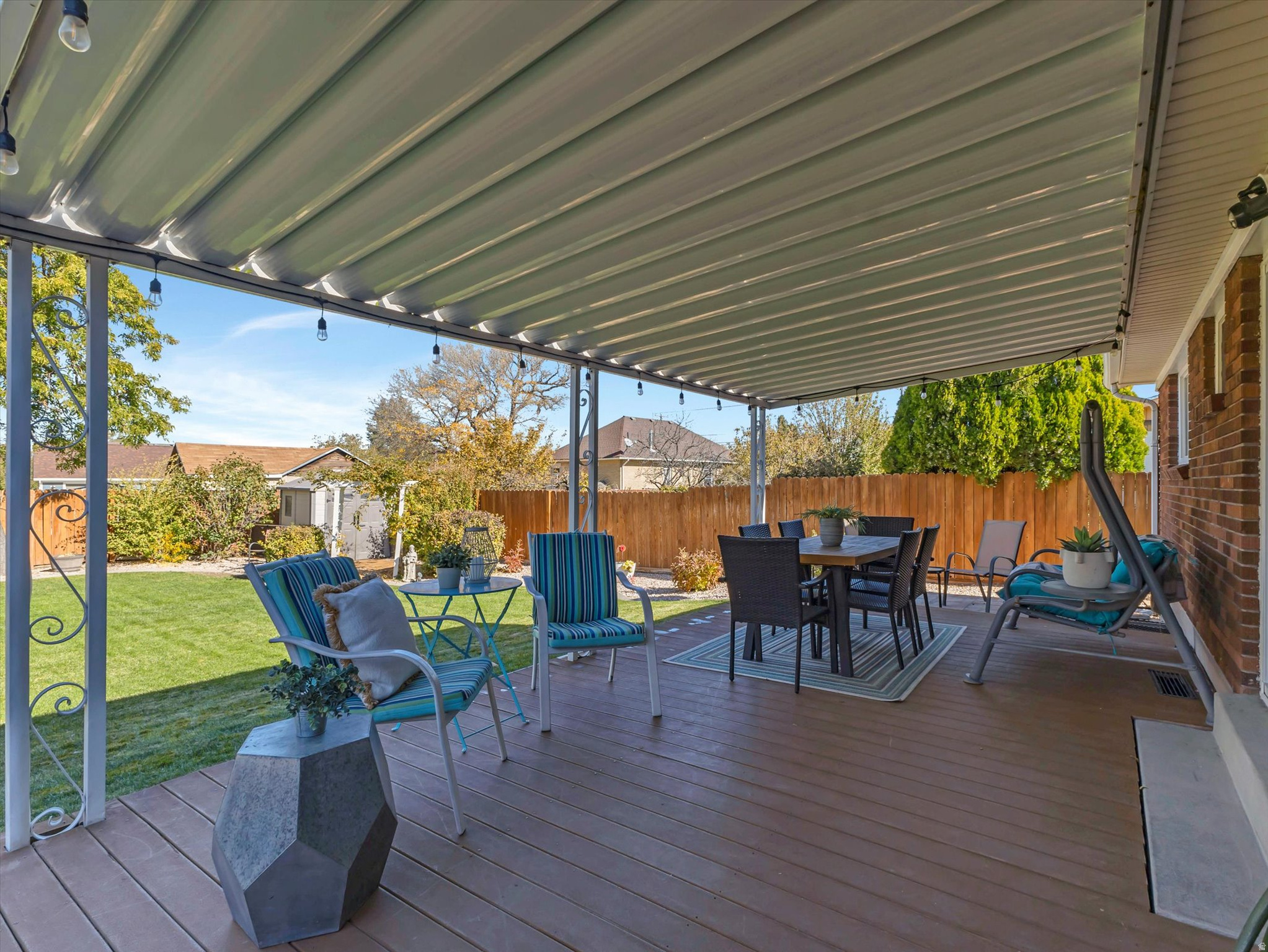 COLONY NORTH - Residential