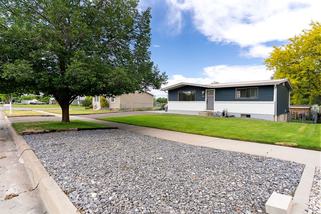 Photo of 285 W 300 N, Smithfield, UT 84335 (MLS # 2162294)