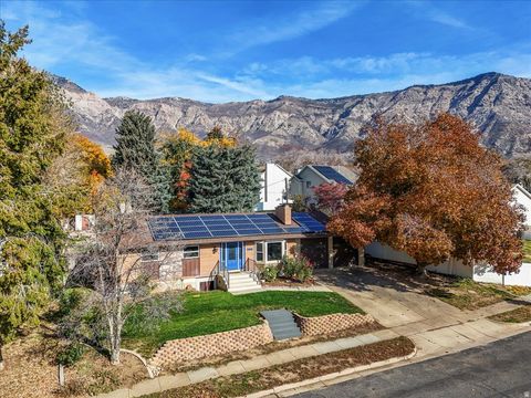 Tiny photo for 566 E 3050 N, North Ogden, UT 84414 (MLS # 2134084)