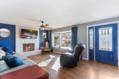 Tiny photo for 566 E 3050 N, North Ogden, UT 84414 (MLS # 2134084)