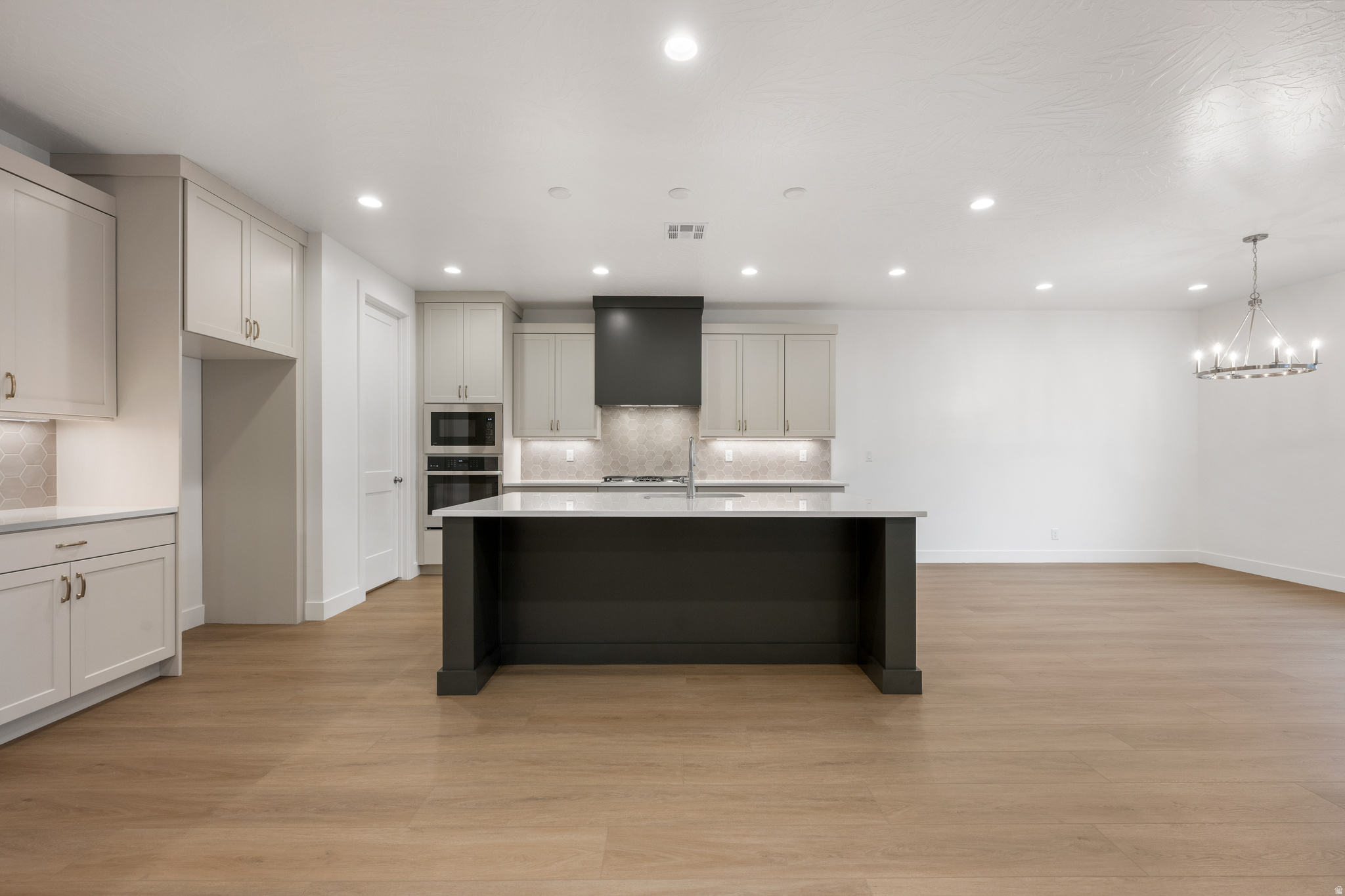 SOLIS AT CORAL CANYON - Residential