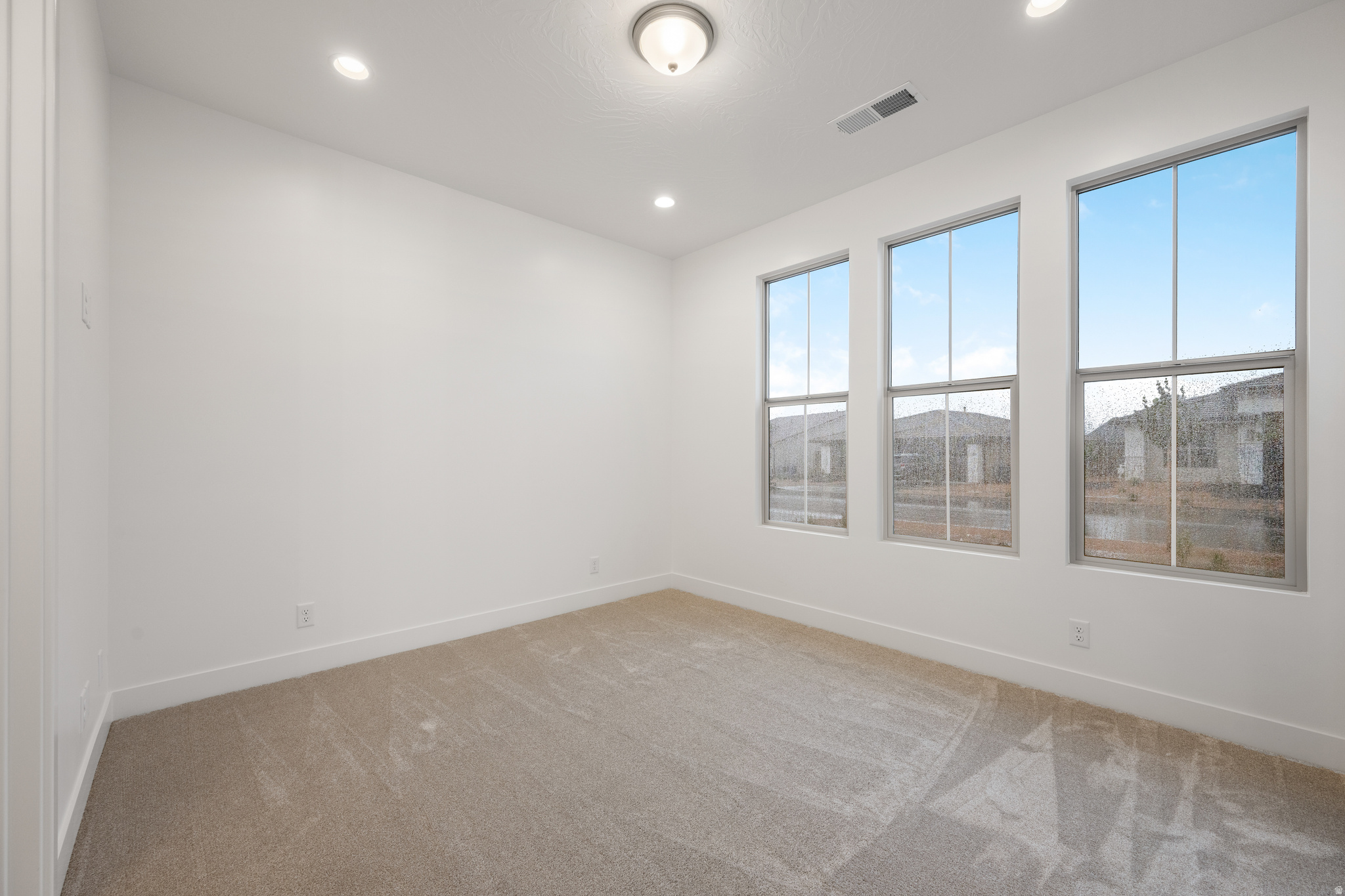 SOLIS AT CORAL CANYON - Residential