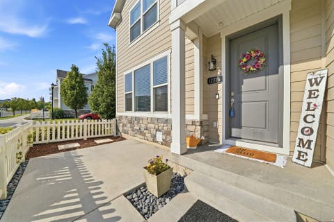 Tiny photo for 12776 S ASHINGTON LN, Herriman, UT 84096 (MLS # 2177657)