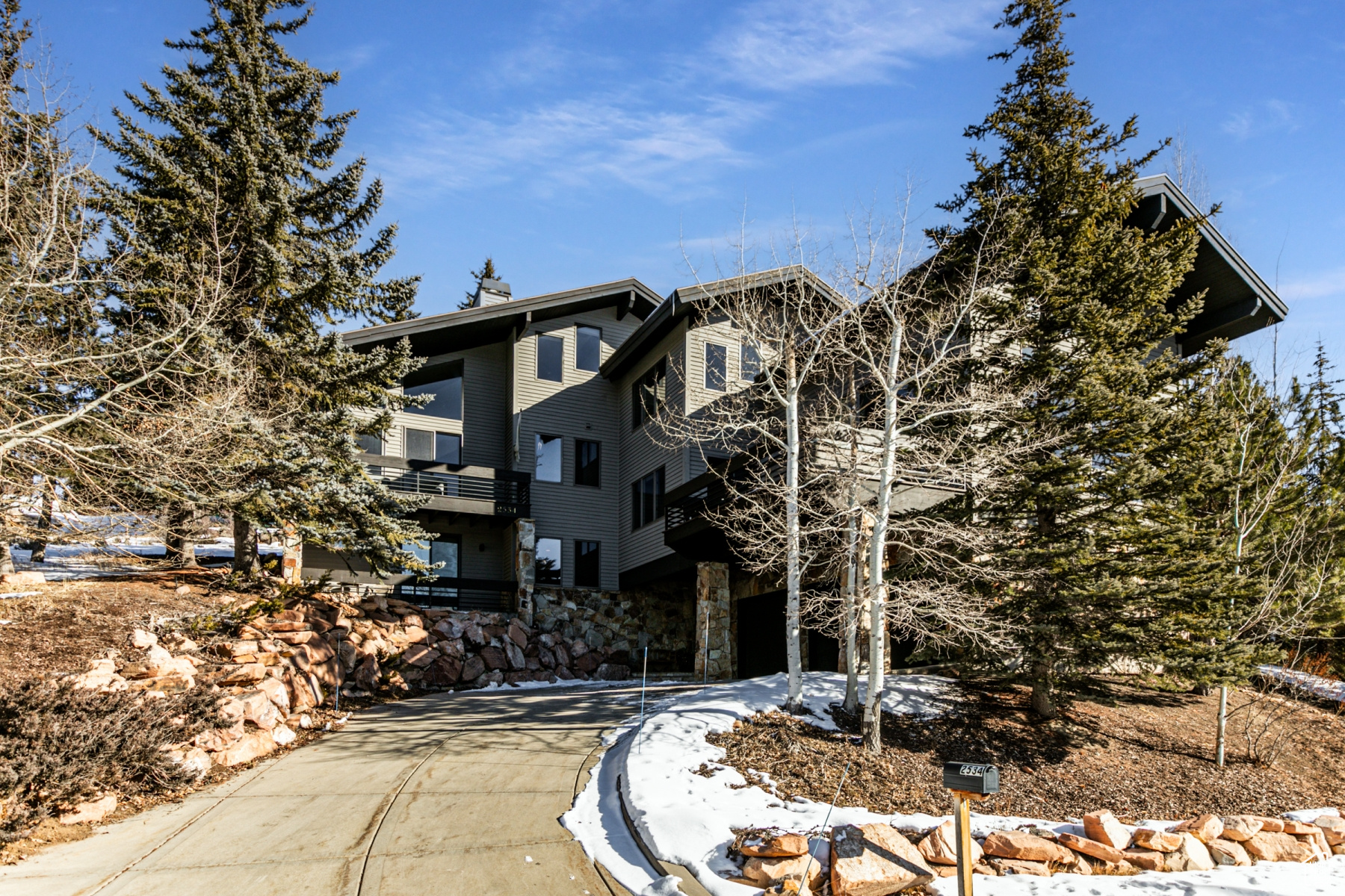 2534 Larkspur Dr, Park City, Utah image 2