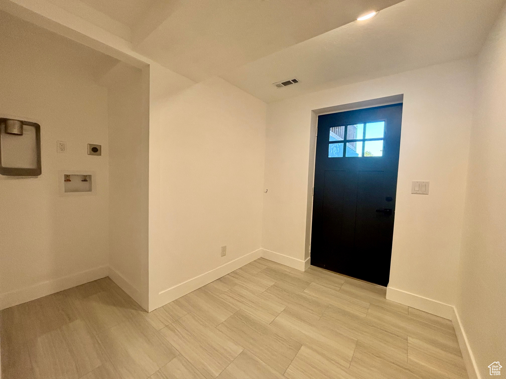 ENGLEWOOD HEIGHTS - Residential