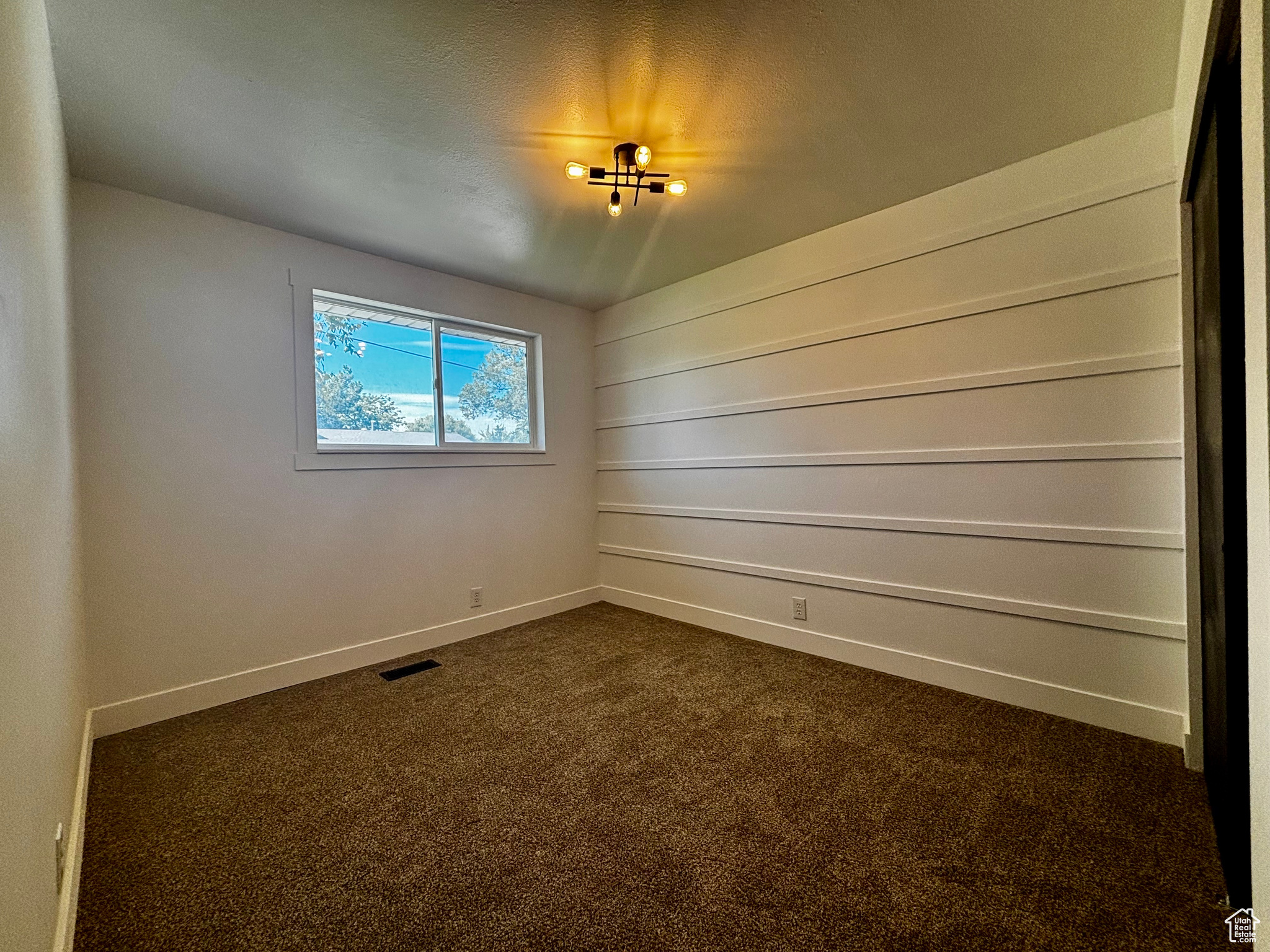 ENGLEWOOD HEIGHTS - Residential