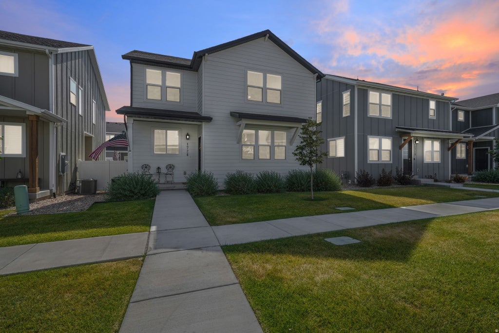 Photo of 1724 N 1260 E, Payson, UT 84651 (MLS # 2184035)