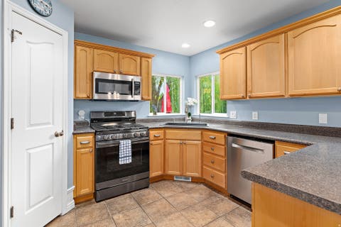 Tiny photo for 5446 W MOSS ROSE CT S, Herriman, UT 84096 (MLS # 2178575)