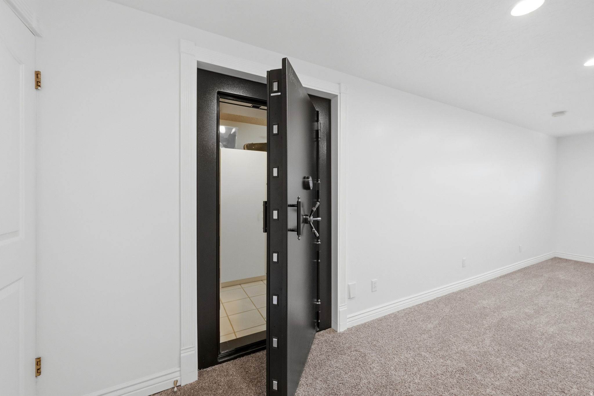 COUNTRY PARK ESTATES - Residential