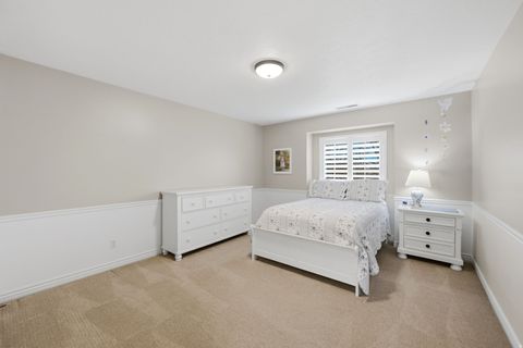 Tiny photo for 9483 S OVERLEIGH CT W, South Jordan, UT 84095 (MLS # 2147034)