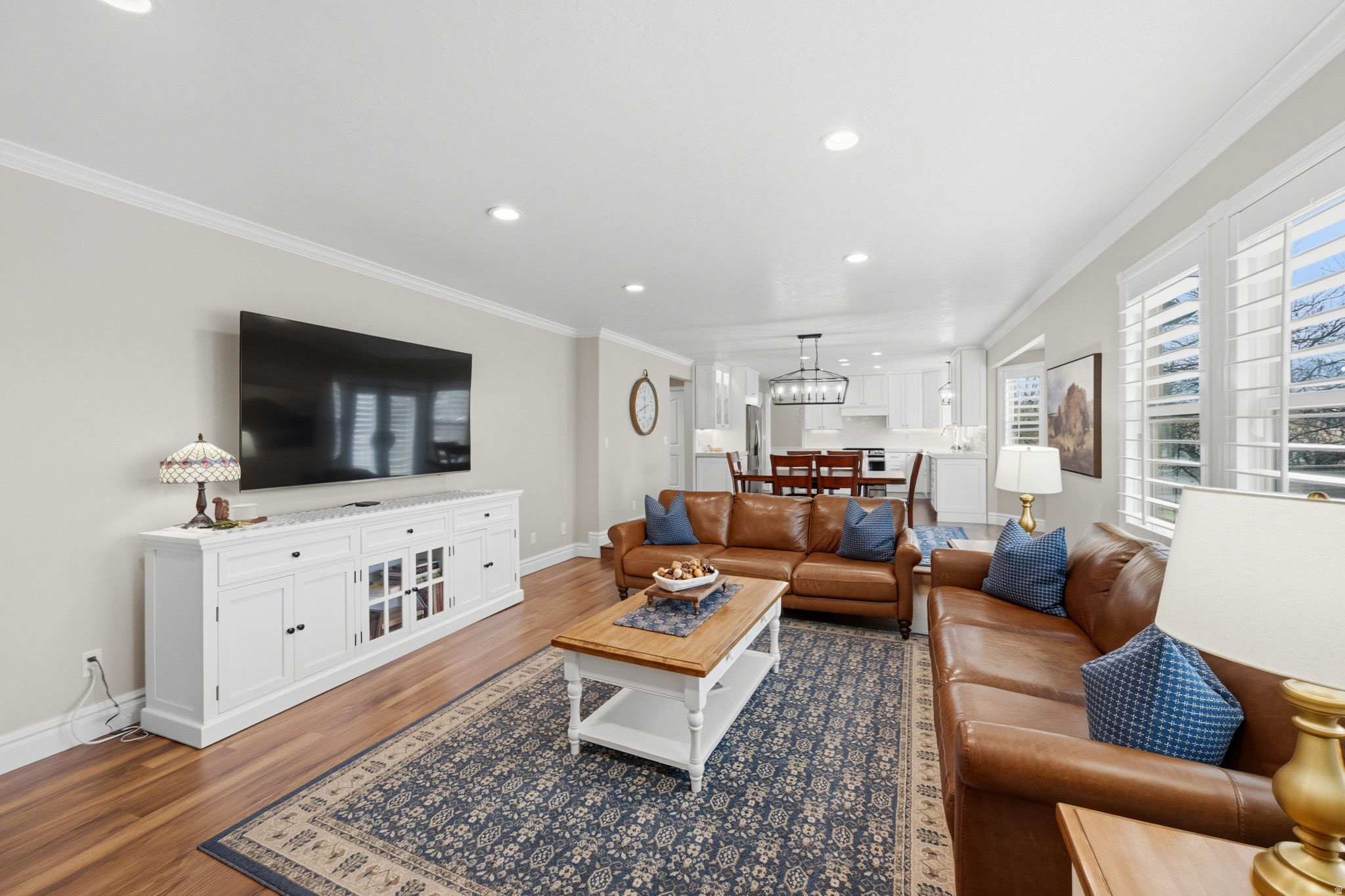 COUNTRY PARK ESTATES - Residential