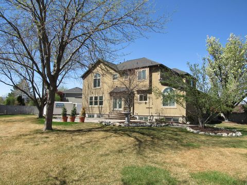 Tiny photo for 9483 S OVERLEIGH CT W, South Jordan, UT 84095 (MLS # 2147034)