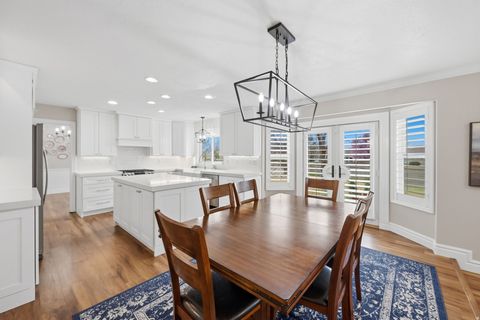 Tiny photo for 9483 S OVERLEIGH CT W, South Jordan, UT 84095 (MLS # 2147034)