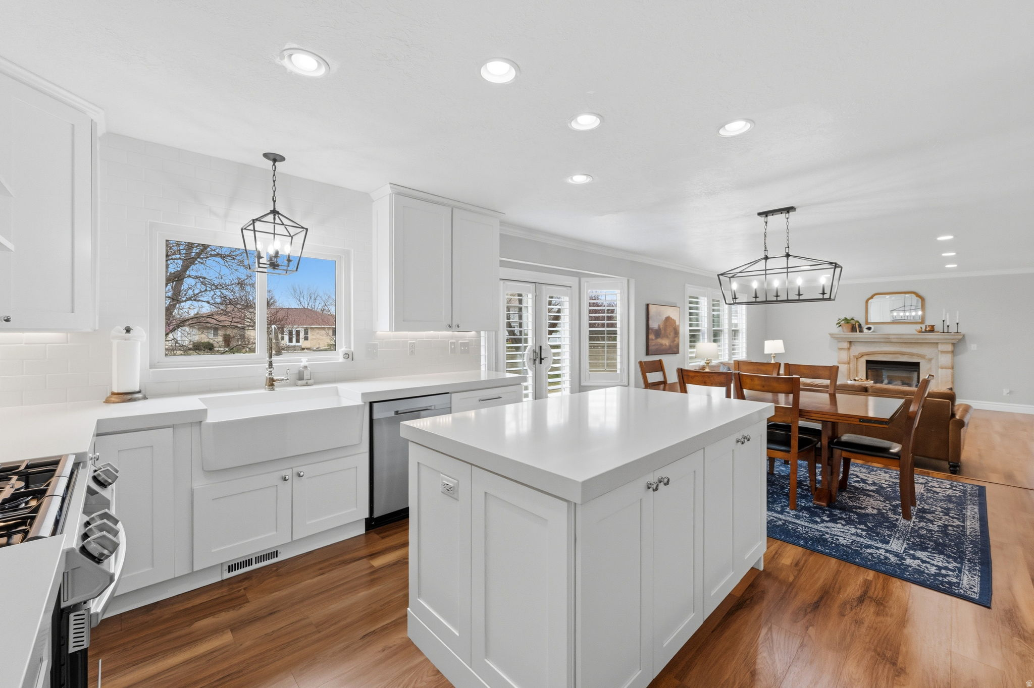 COUNTRY PARK ESTATES - Residential