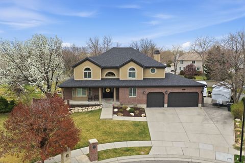 Tiny photo for 9483 S OVERLEIGH CT W, South Jordan, UT 84095 (MLS # 2147034)