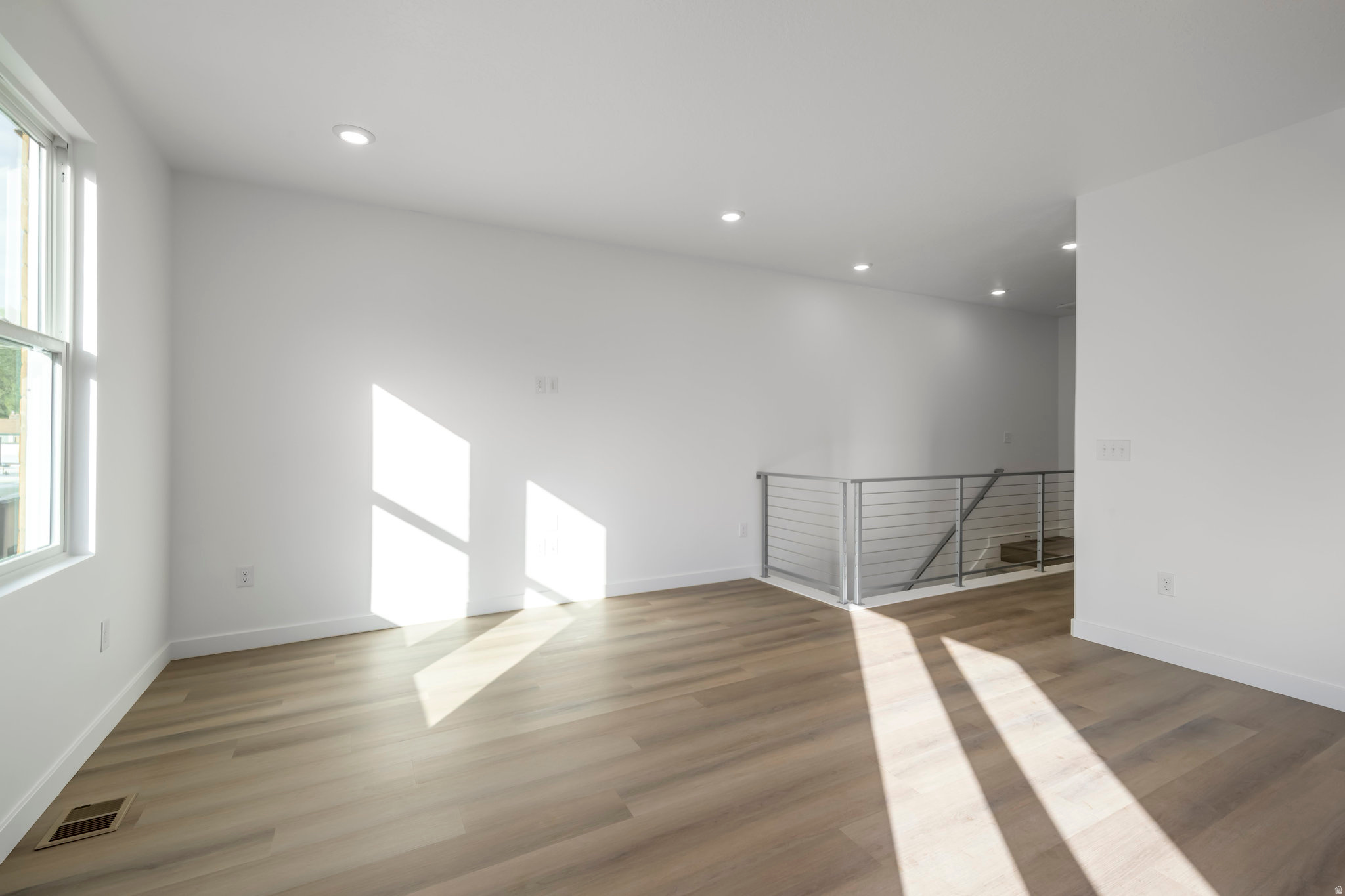 BISHOP PLACE - Residential