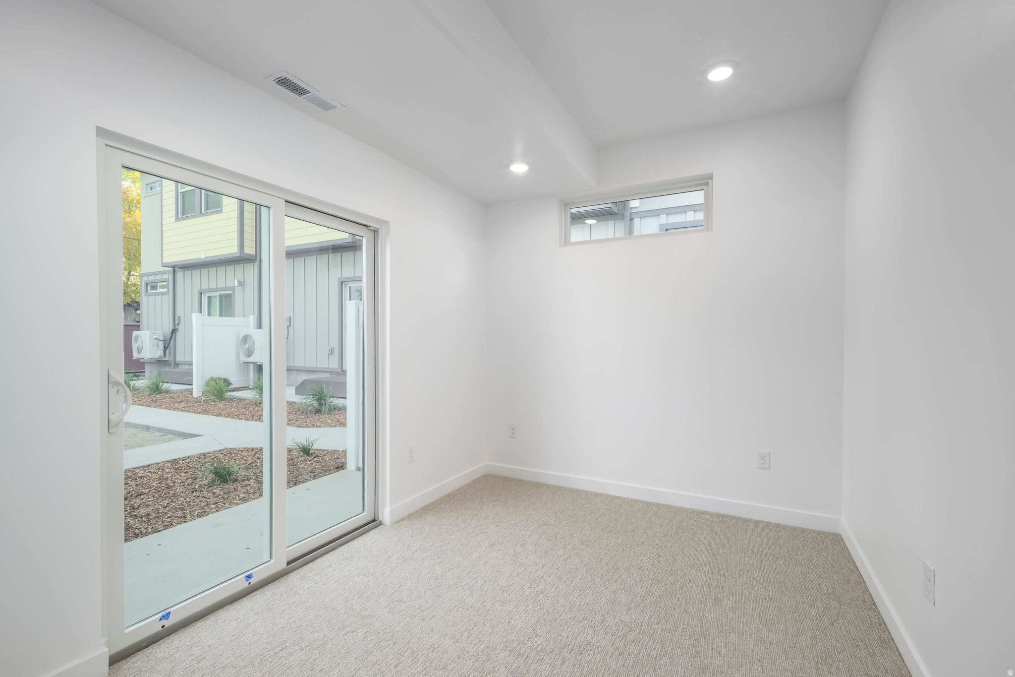 BISHOP PLACE - Residential