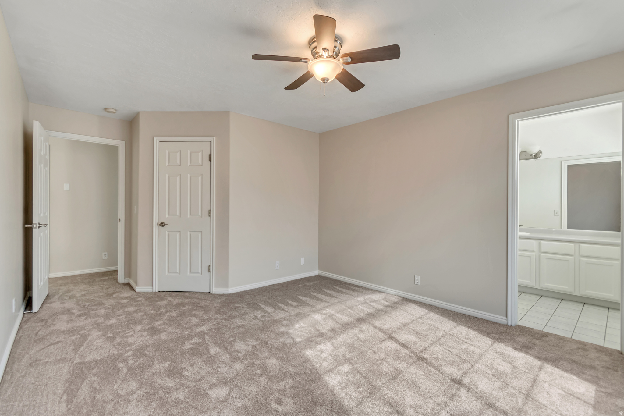 ASPENS CONDOMINIUMS - Residential