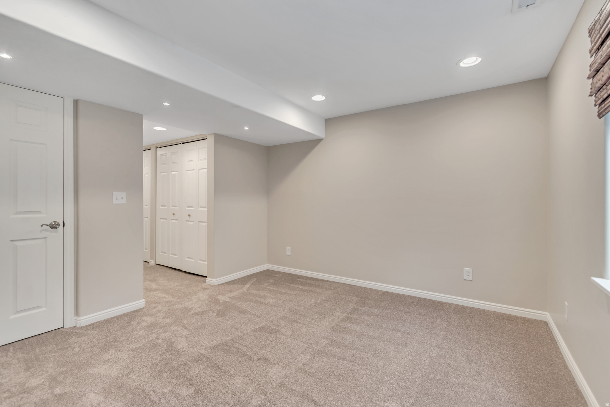 ASPENS CONDOMINIUMS - Residential