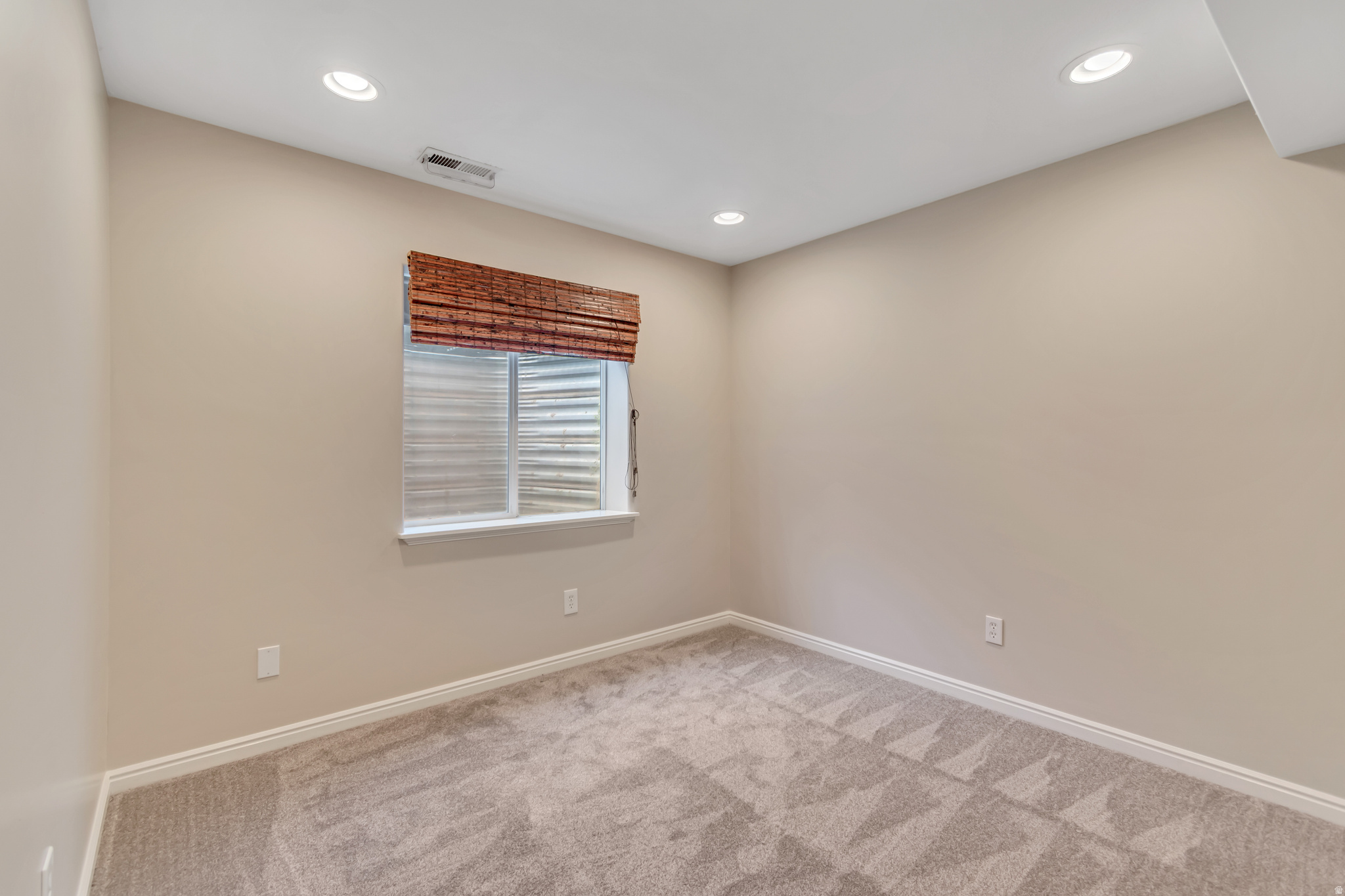 ASPENS CONDOMINIUMS - Residential