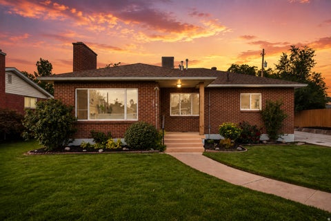 Photo of 795 E BAKER DR, Midvale, UT 84047 (MLS # 2182082)