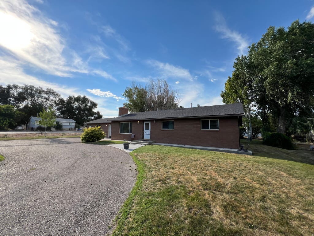 Photo of 2372 W 500 N, Vernal, UT 84078 (MLS # 2177757)