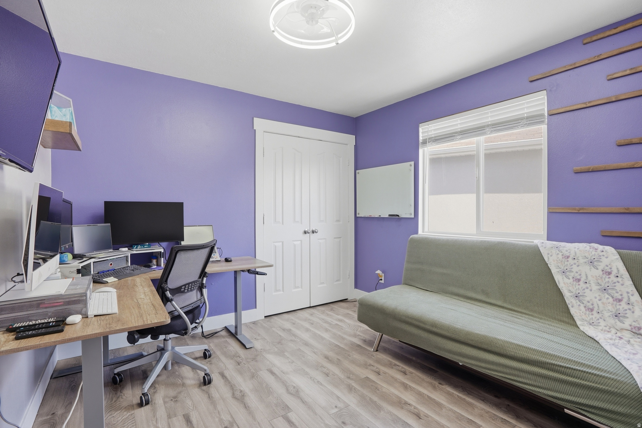 WESTERN SPRINGS - Residential