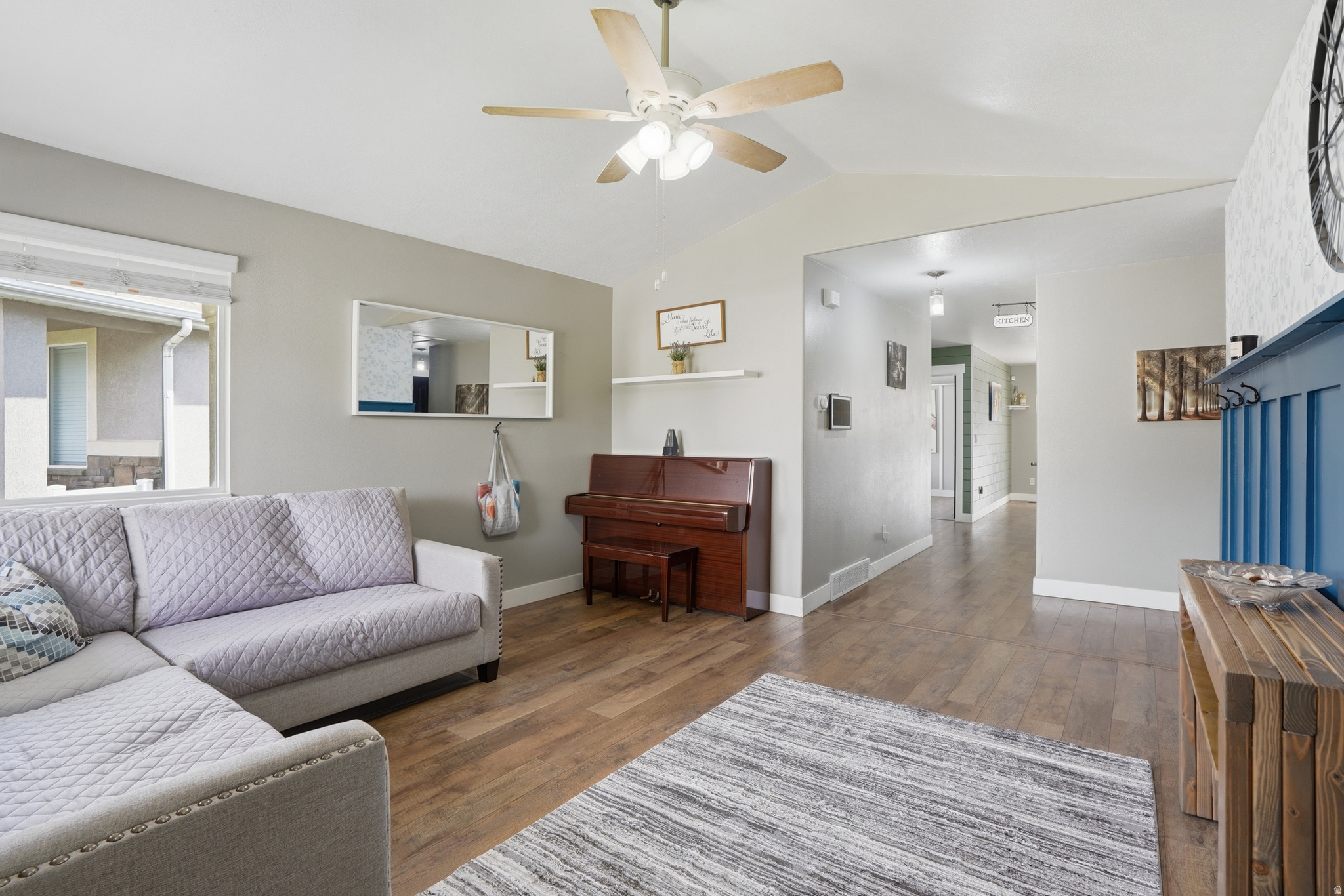 WESTERN SPRINGS - Residential