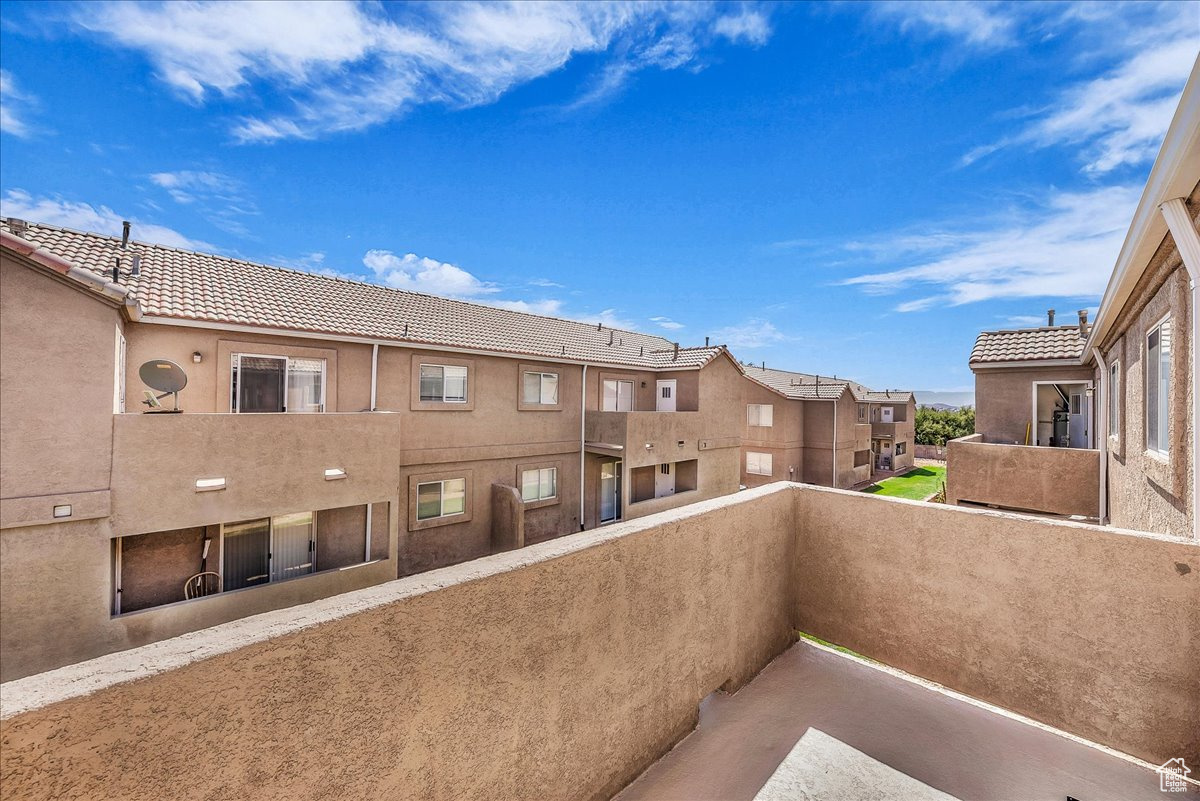 LA PALOMA - Residential
