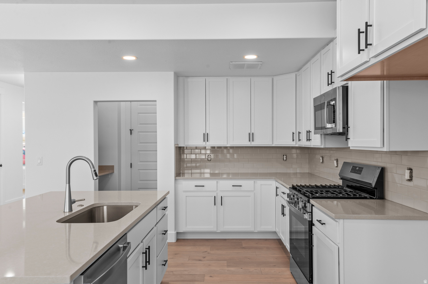 FAIRHAVEN 425 - Residential