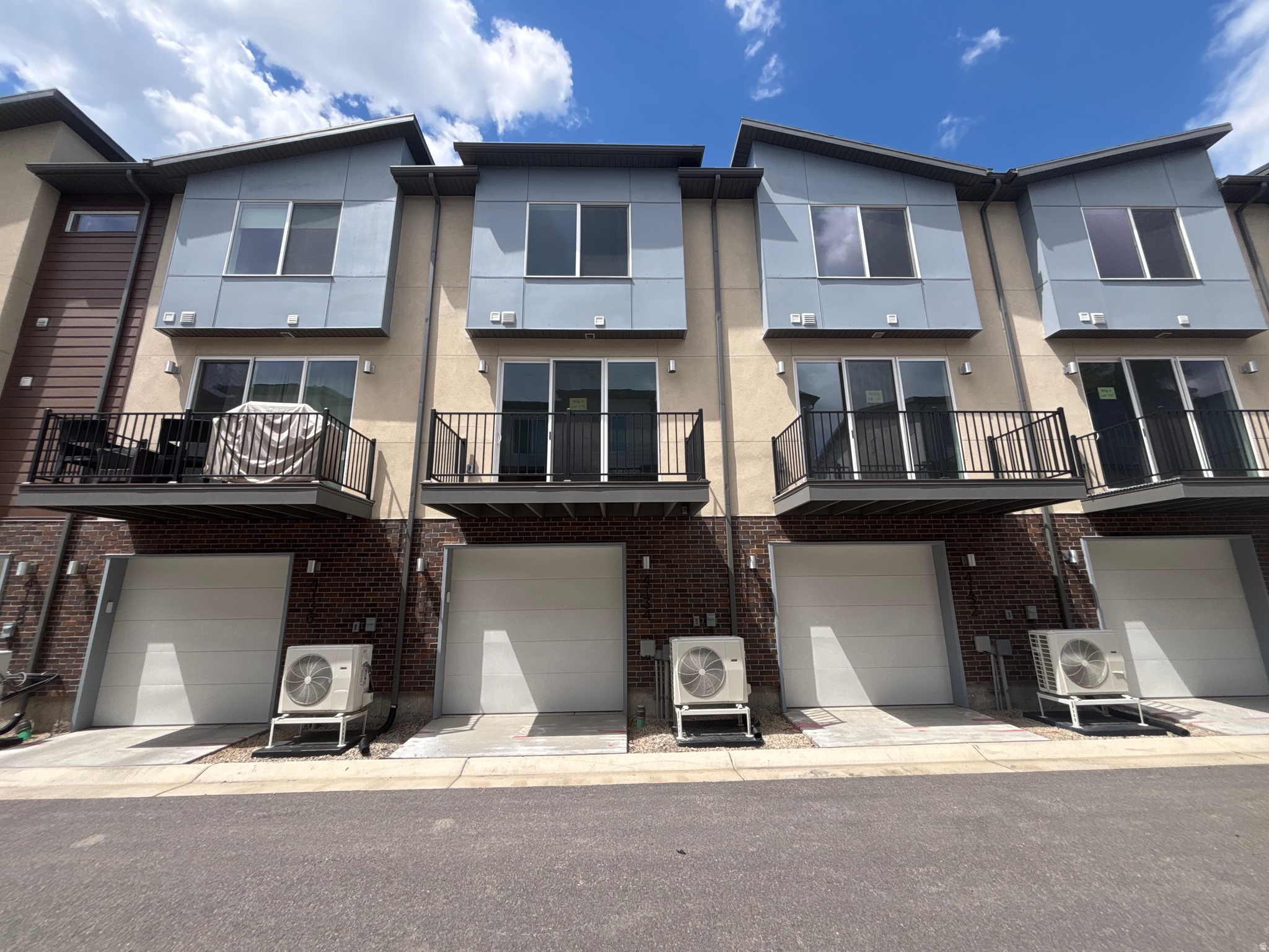 AXIS TOWNHOMES - Residential