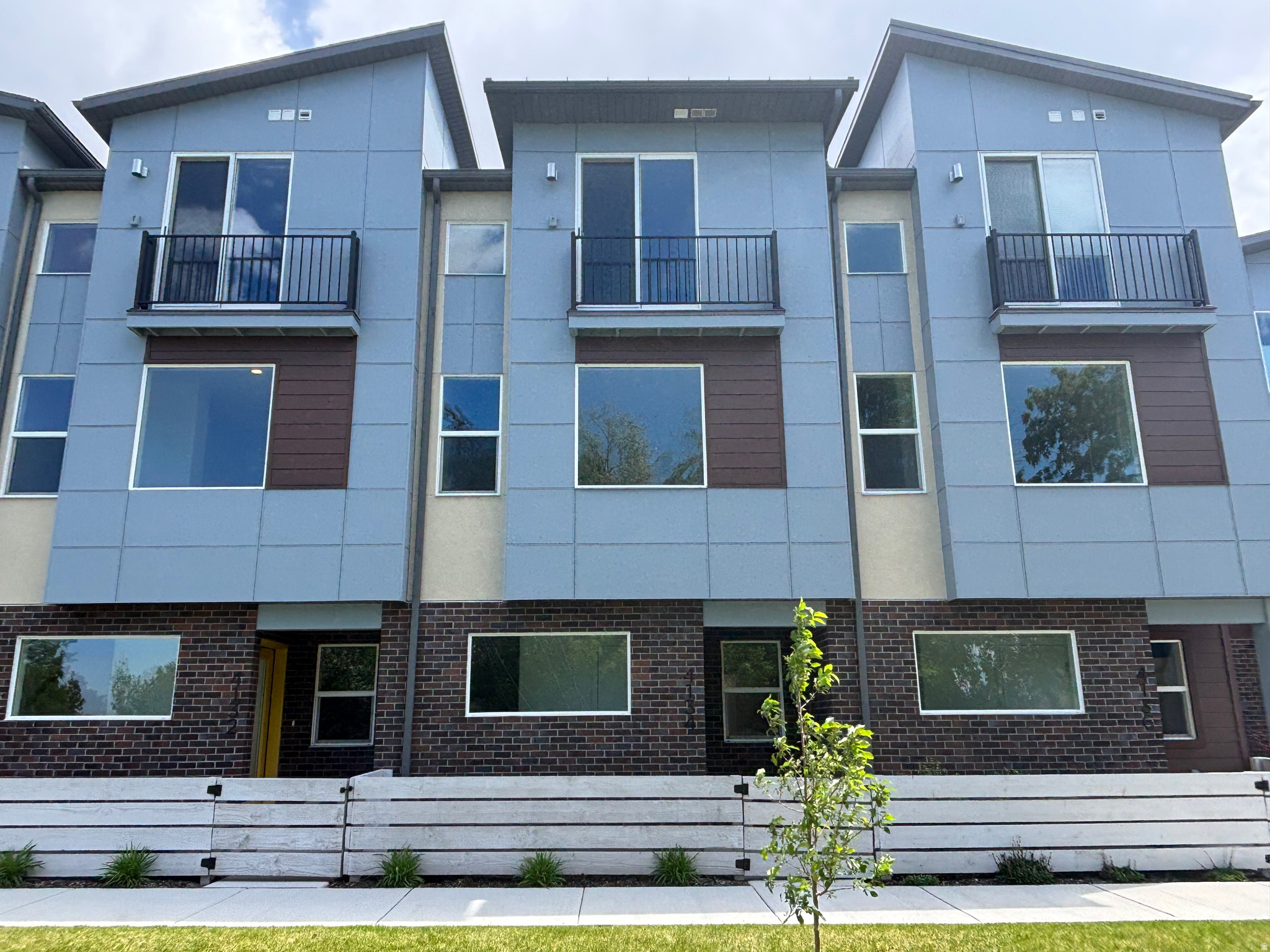 AXIS TOWNHOMES - Residential