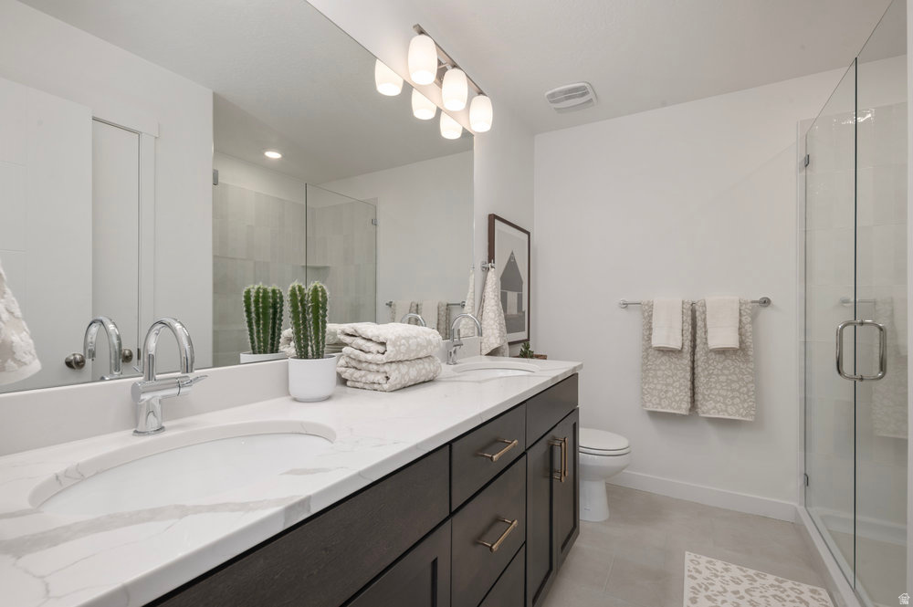 AXIS TOWNHOMES - Residential