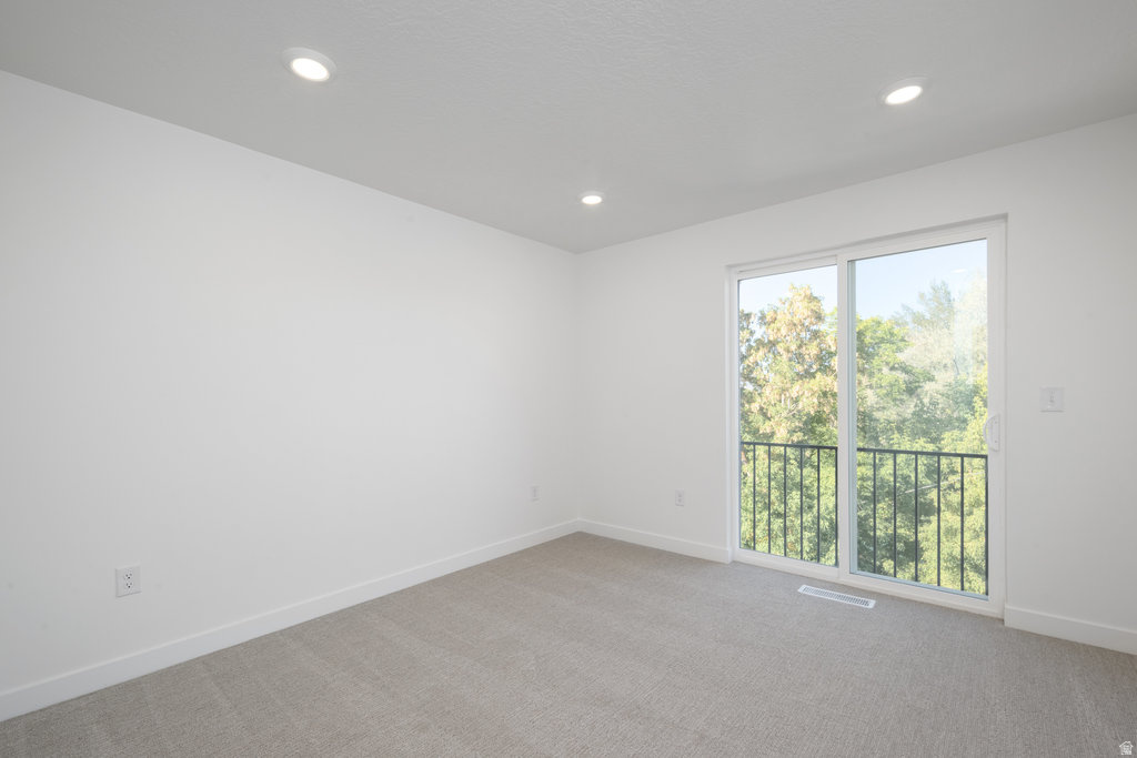 AXIS TOWNHOMES - Residential