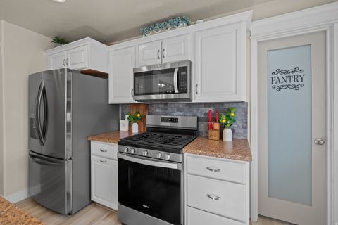 Tiny photo for 384 S GRANITE CIR, Santaquin, UT 84655 (MLS # 2173892)