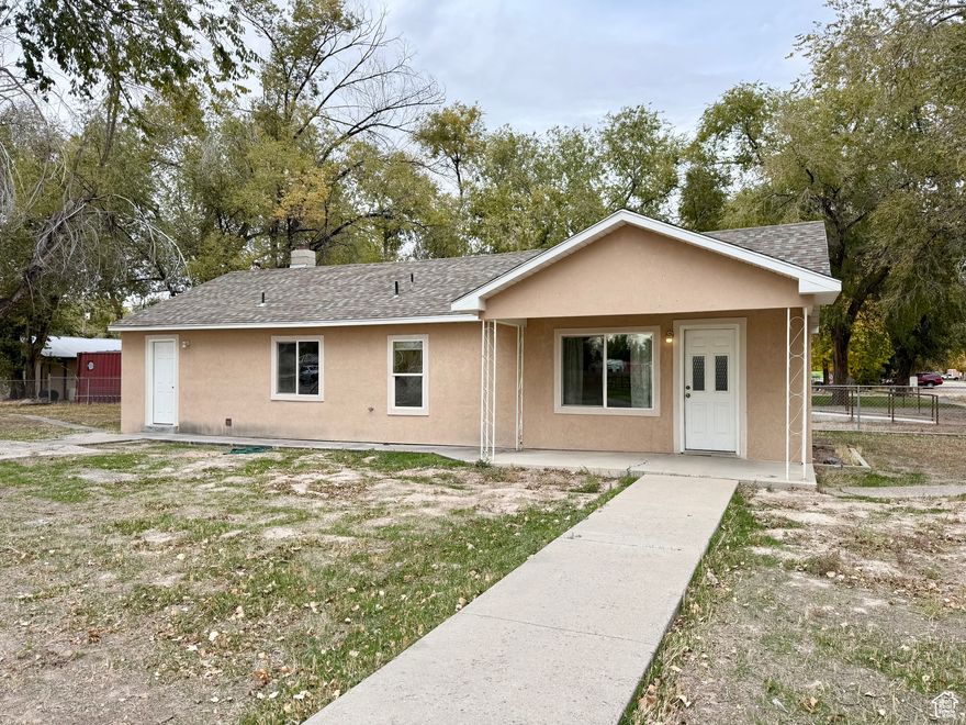 Move-in ready! 3 Bedroom home that has been updated in 2014 with new electrical, plumbing, windows, insulation, flooring, paint, kitchen, bathroom, furnace, stucco & shingles. Single level living. Fully fenced yard with mature trees. Lots of natural light on the main level and a bonus room in the basement for storage. South facing home allows for easier winter upkeep. This would also make a great rental property.