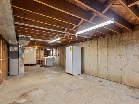 Tiny photo for 1744 ALFRED DR, Layton, UT 84041 (MLS # 2137610)