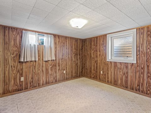 Tiny photo for 1744 ALFRED DR, Layton, UT 84041 (MLS # 2137610)