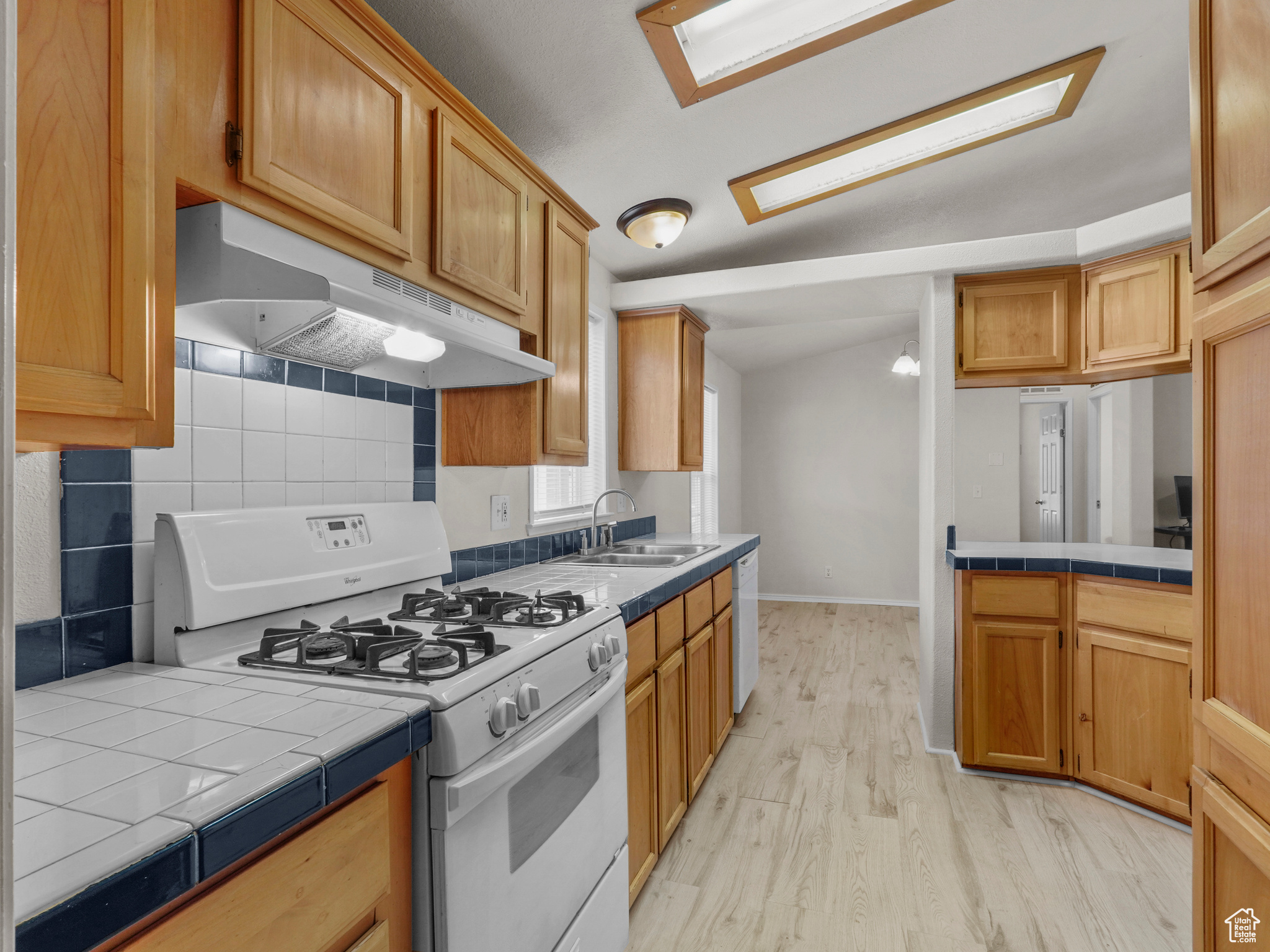 935 Highwway 193 #79, Layton, Utah image 8