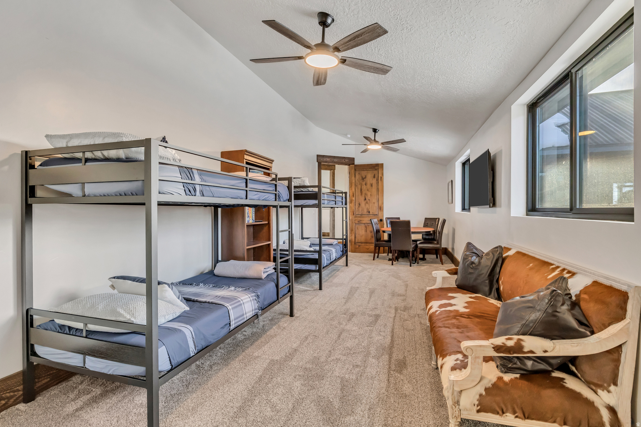 PINE MOUNTAIN - Residential