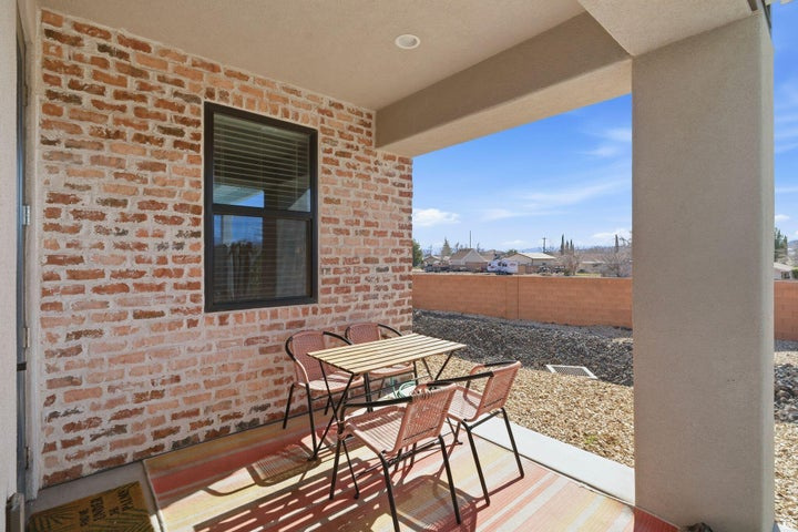 HERITAGE POINTE - Residential