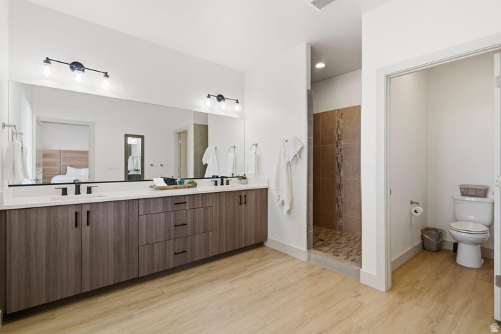 HERITAGE POINTE - Residential