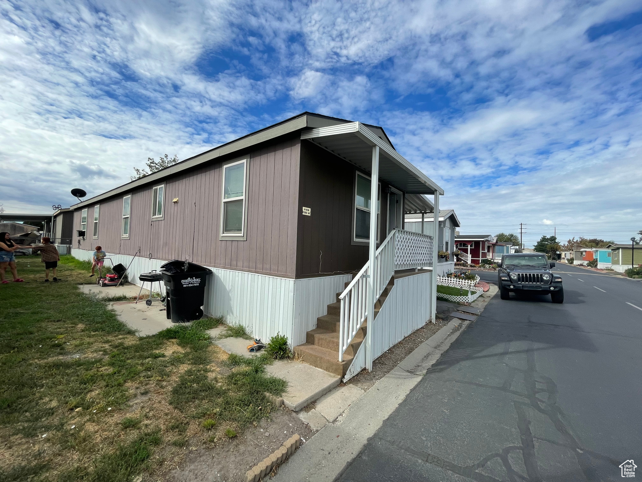 MOUNTAIN VIEW - Residential