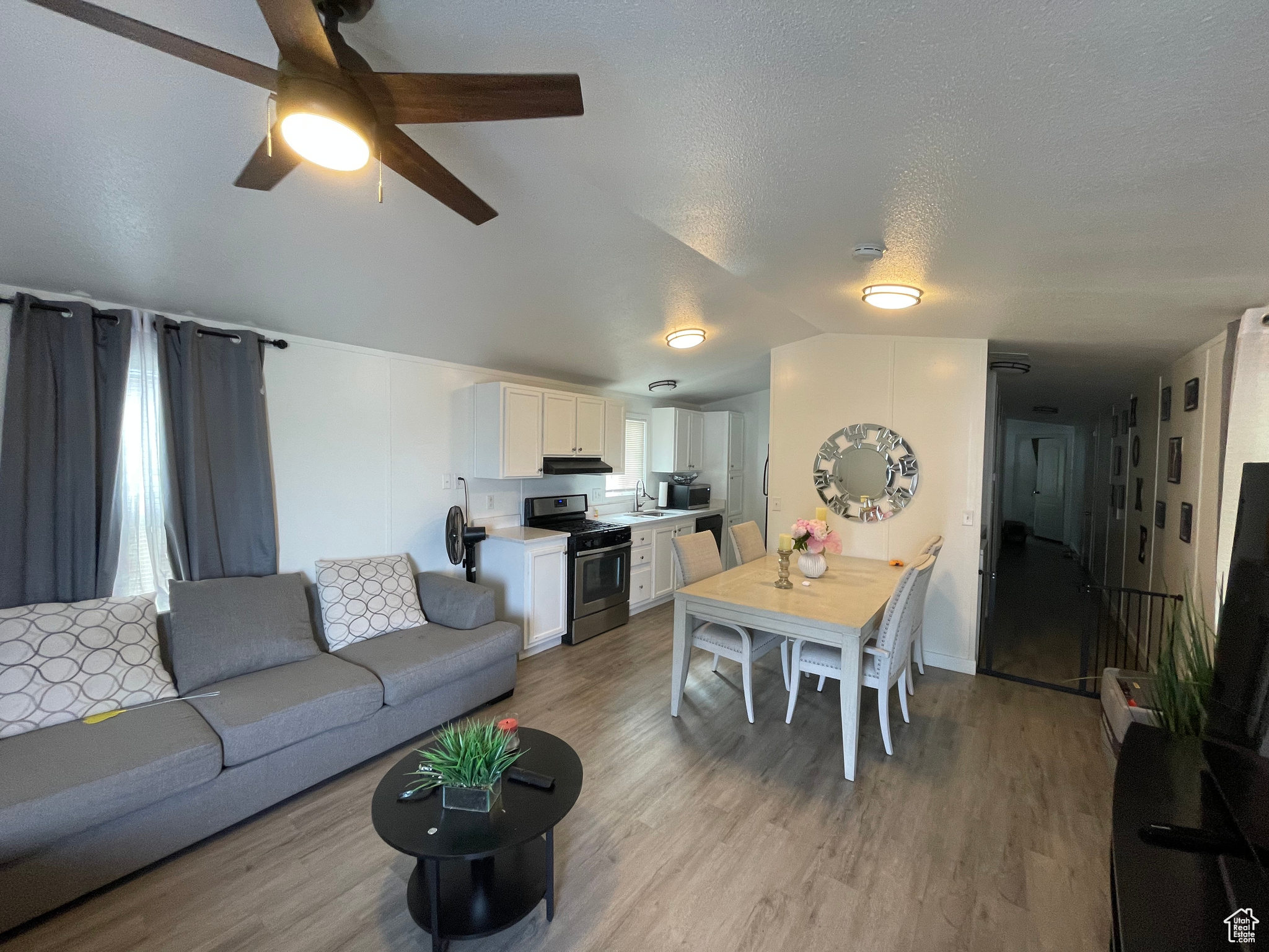MOUNTAIN VIEW - Residential