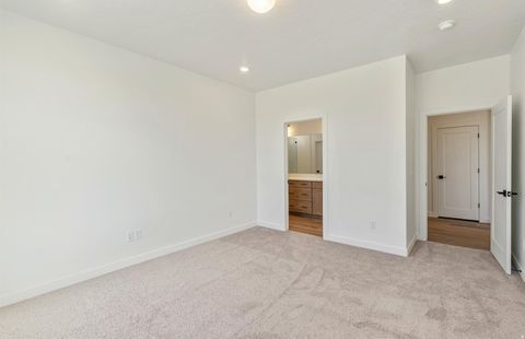 Tiny photo for 4877 N EMERALD AVE #330, Eagle Mountain, UT 84005 (MLS # 2132610)