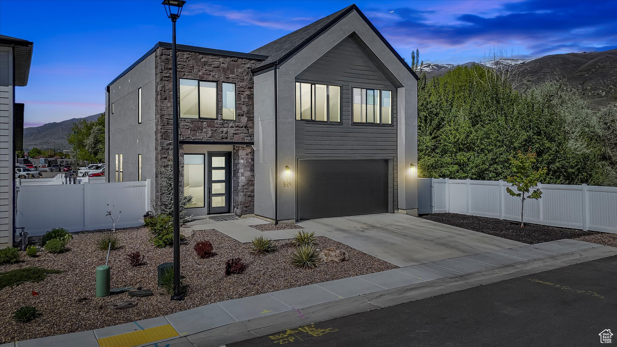 221 S 680, Centerville, Utah image 1