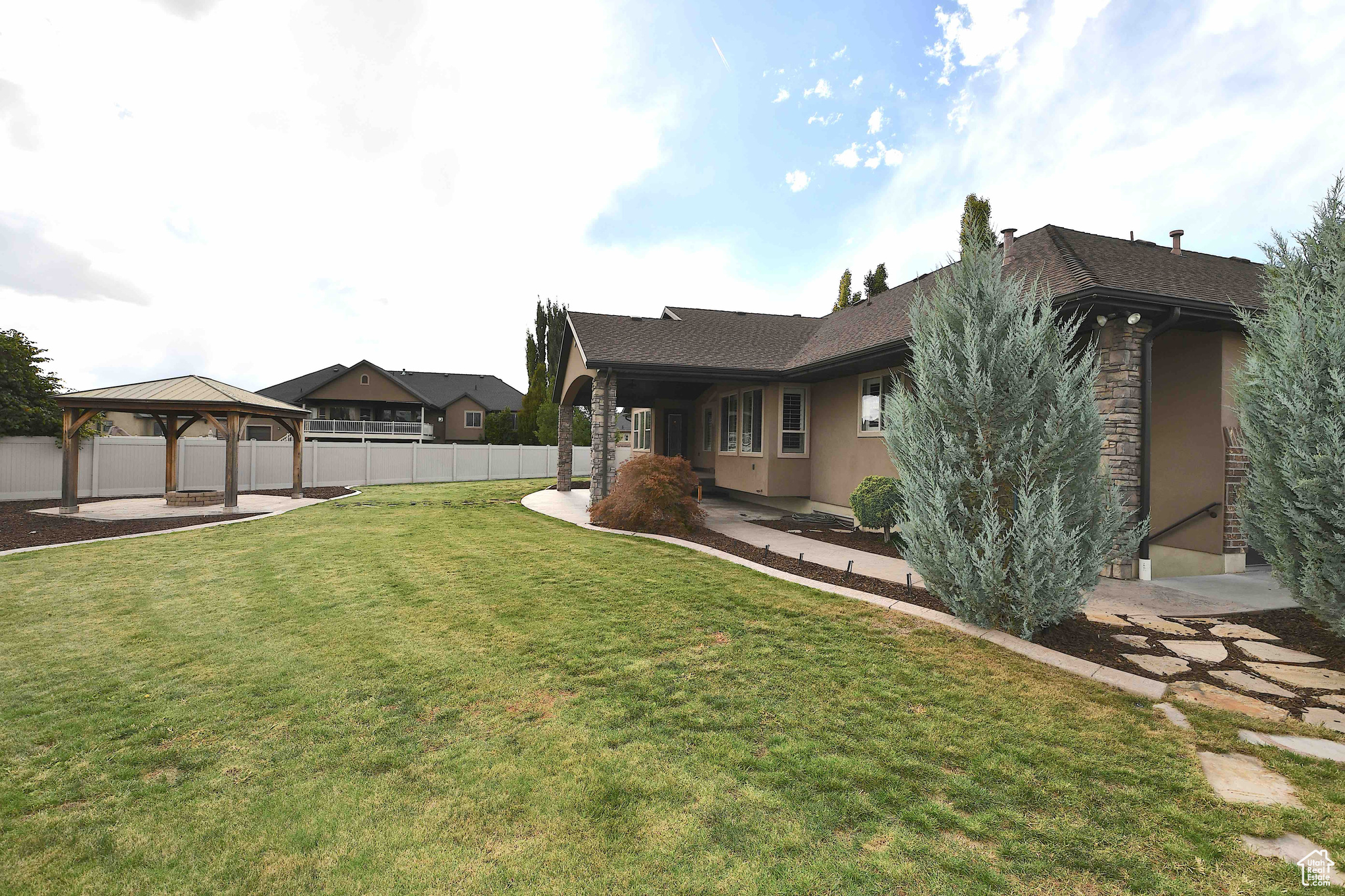 GLENDELL ACRES - Residential