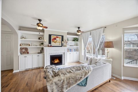 Tiny photo for 961 YORK DR, North Salt Lake, UT 84054 (MLS # 2142767)