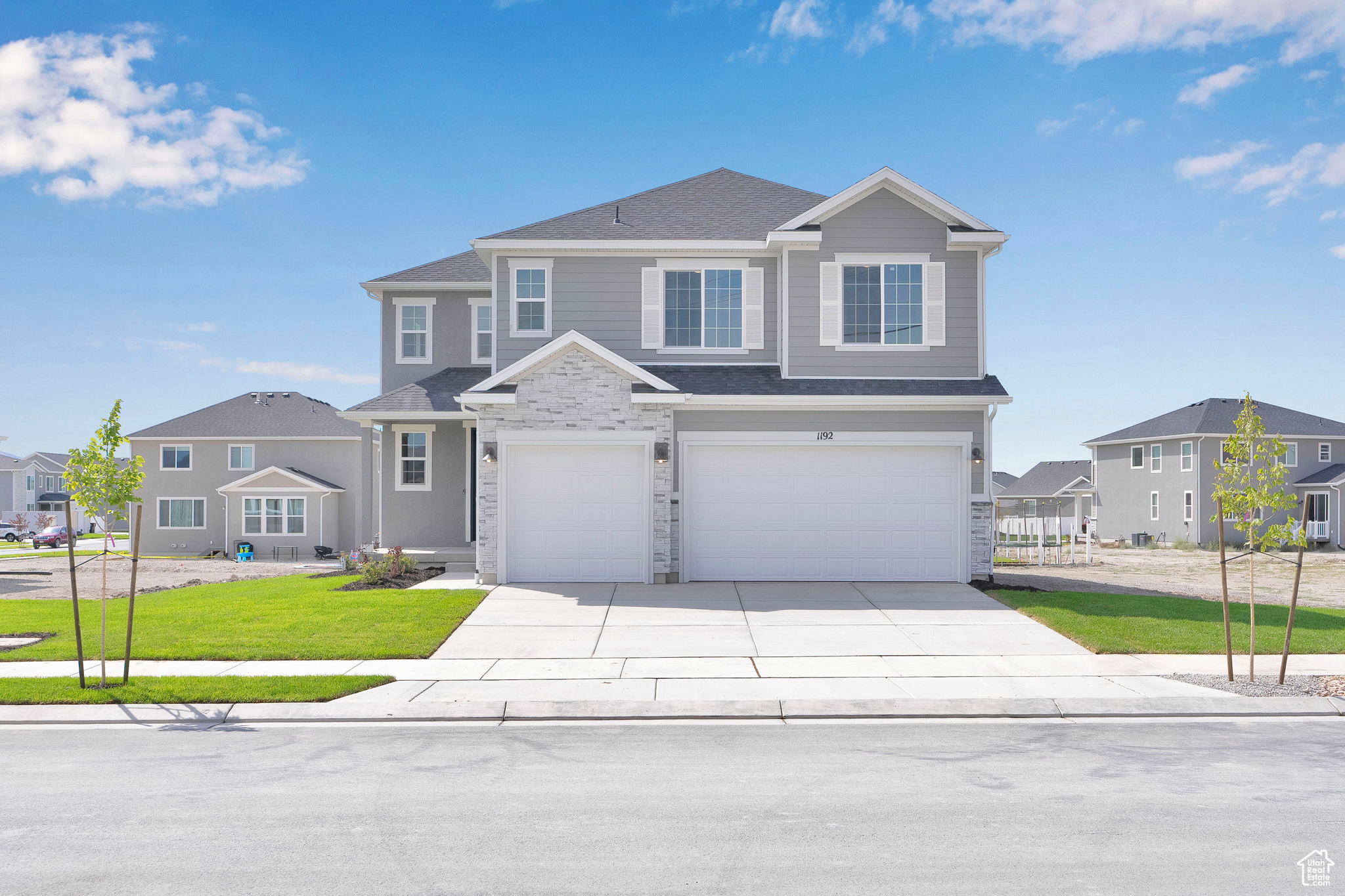 PONY EXPRESS ESTATES - Residential